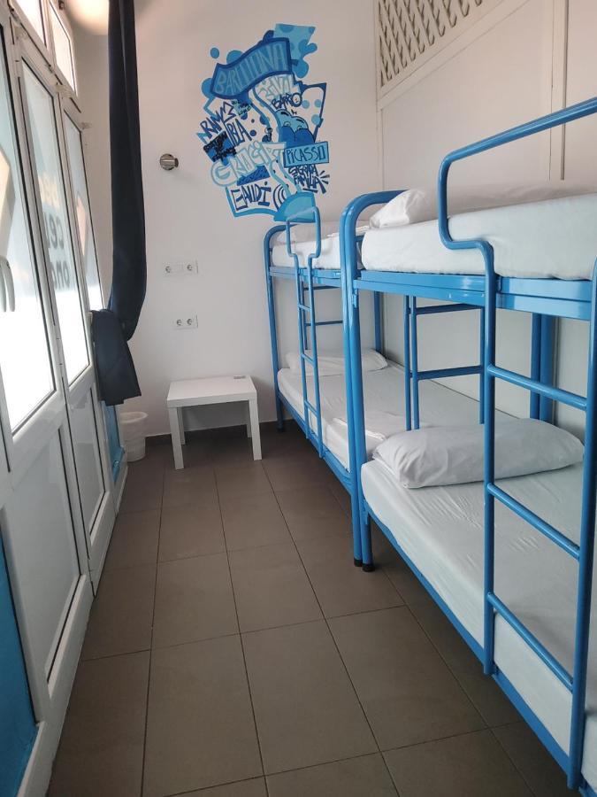 Bedcelona Hostel Barcellona Esterno foto